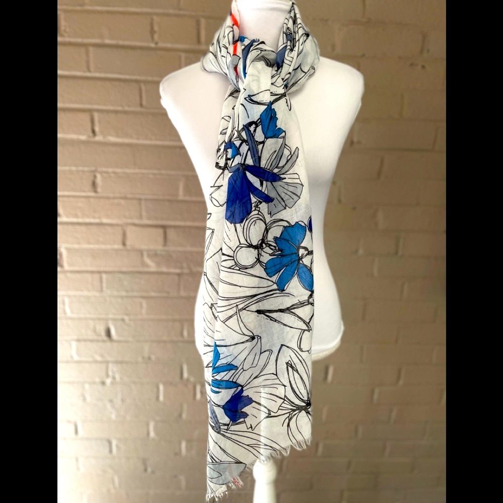 Halogen Floral print scarf